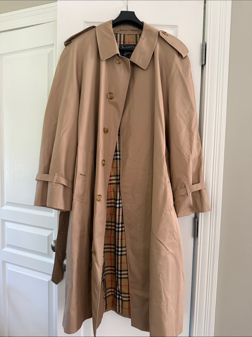 Burberry Tan Trench Coat with Signature Check Lining